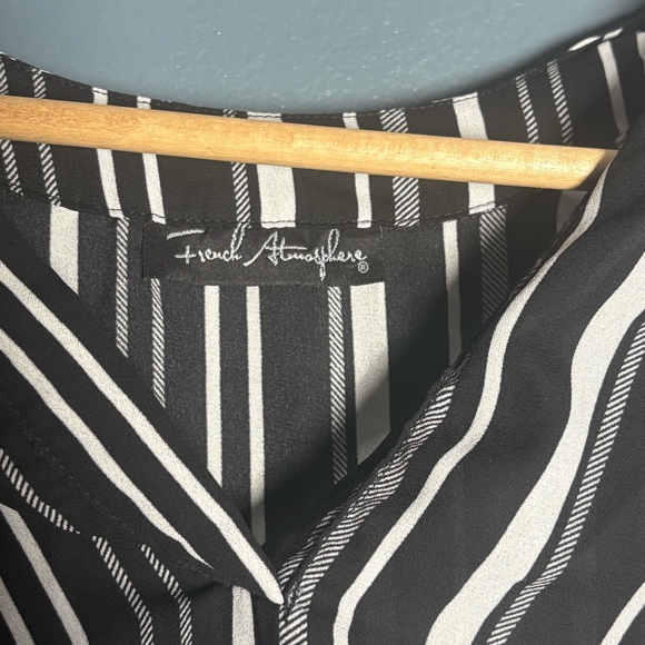 French Atmosphere Black & White Striped Shirt | Roll Tab Sleeves | Tunic - Picture 2 of 6